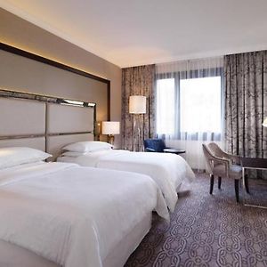 Deluxe Zimmer mit zwei Einzelbetten
